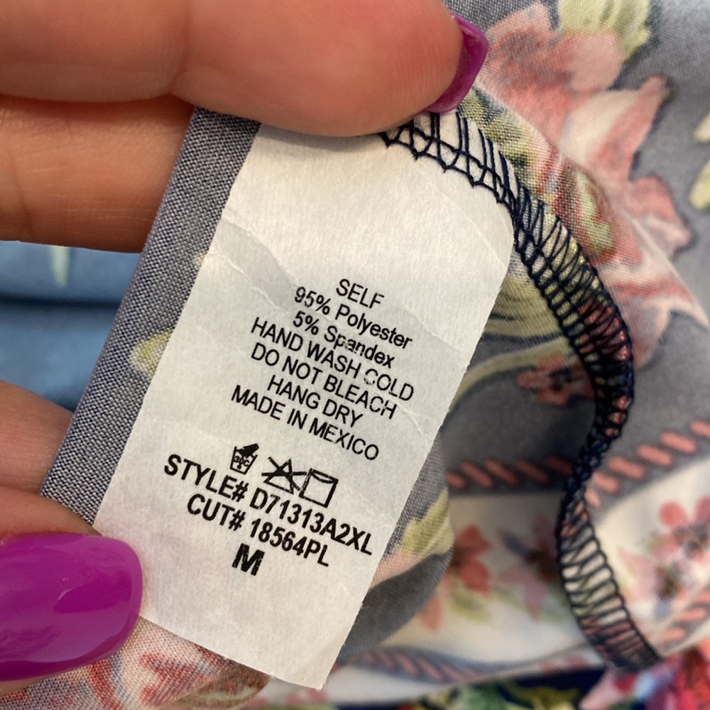 White Birch Sleeveless Floral Print Maxi Dress Size Medium - Picture 14 of 14